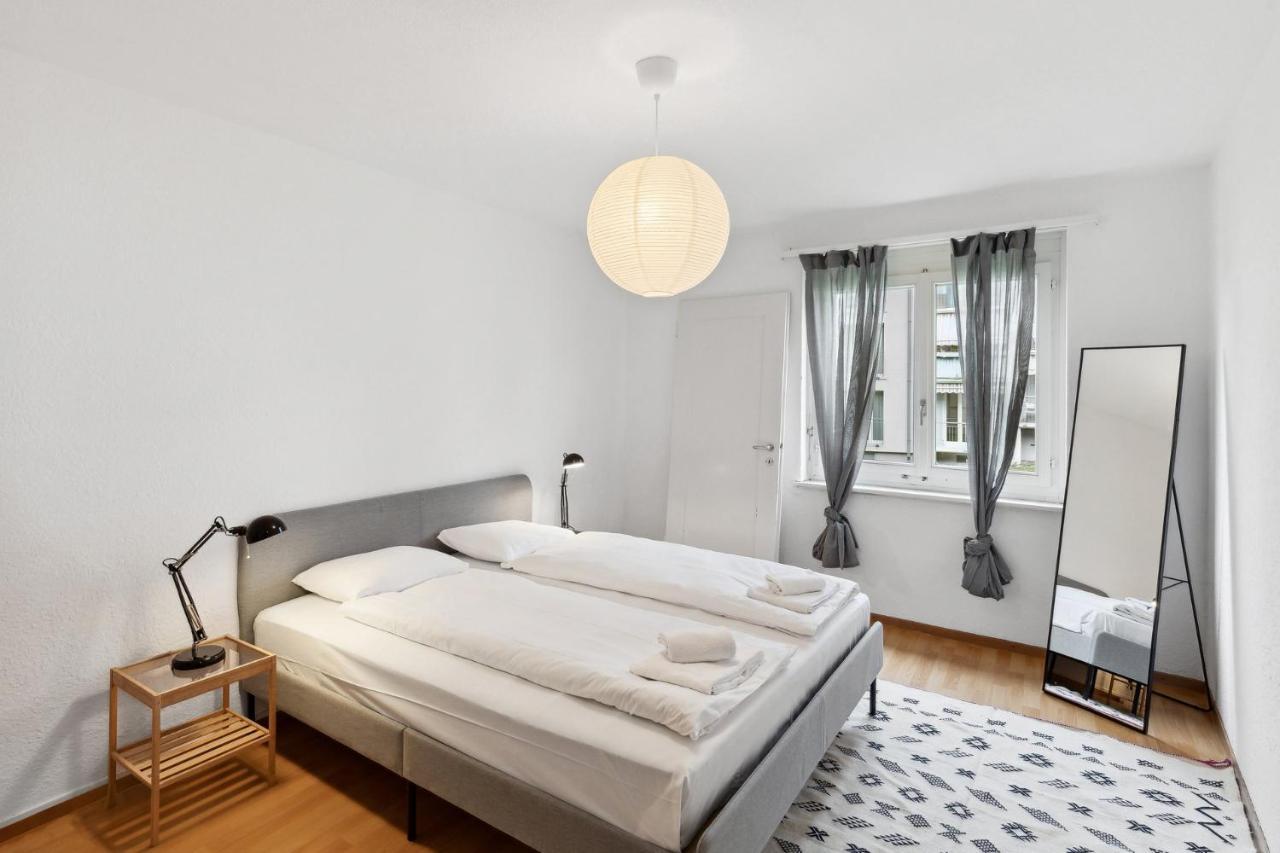 Zurich Urban Charm: Your Comfy Stay Close To The City Bagian luar foto