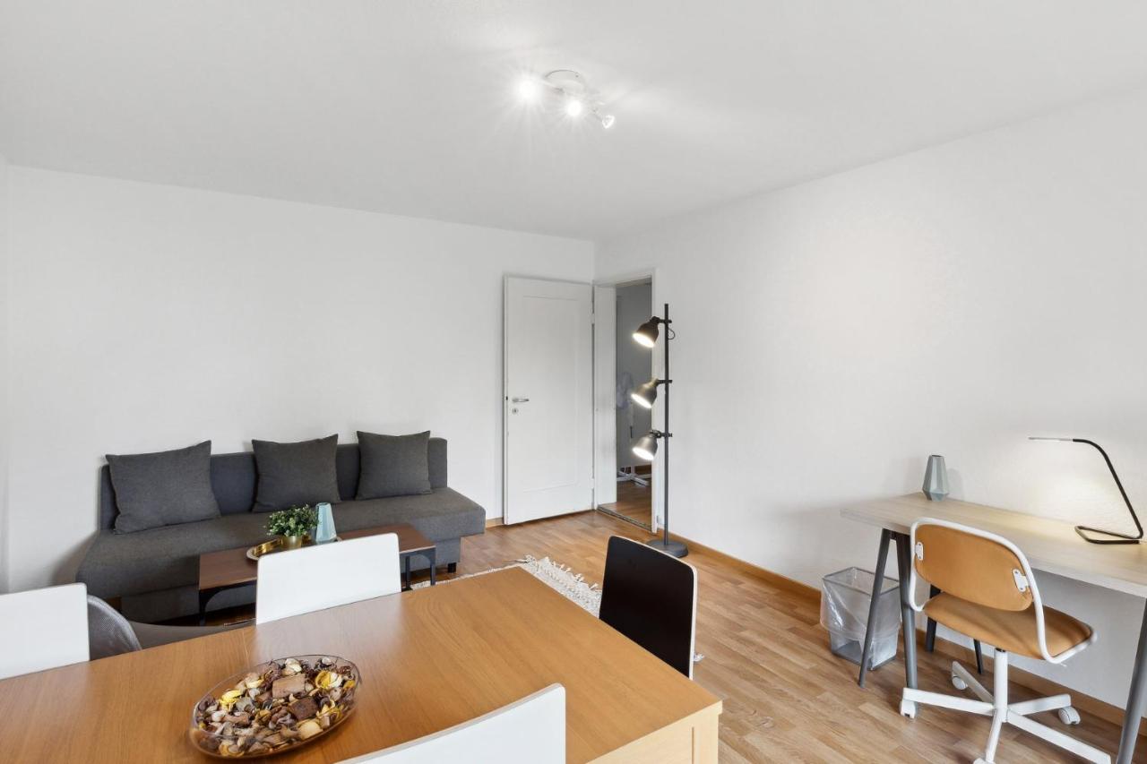 Zurich Urban Charm: Your Comfy Stay Close To The City Bagian luar foto